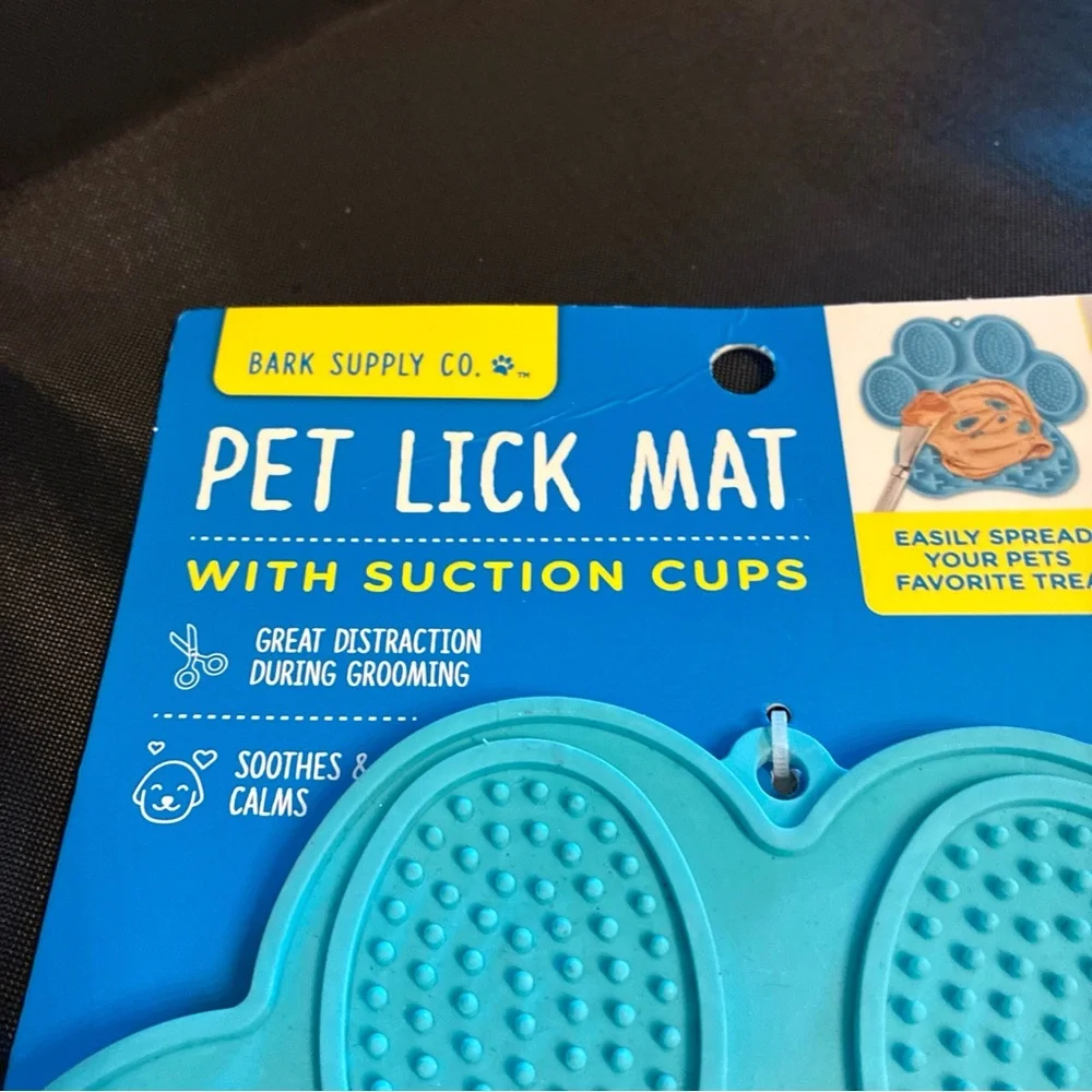 Bark Supply Co. Blue Pet Lick Mat